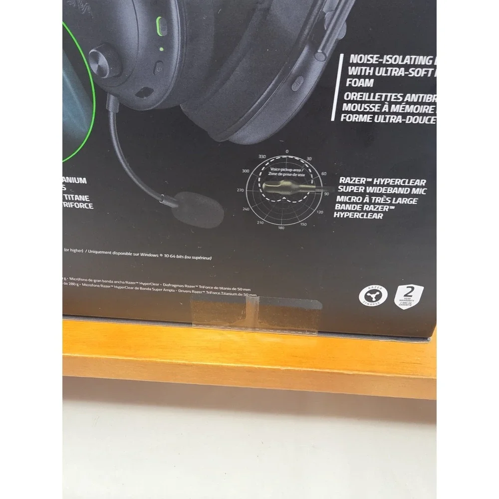 Razer BlackShark V2 HyperSpeed Wireless Gaming Headset THX Spatial Audio Sealed